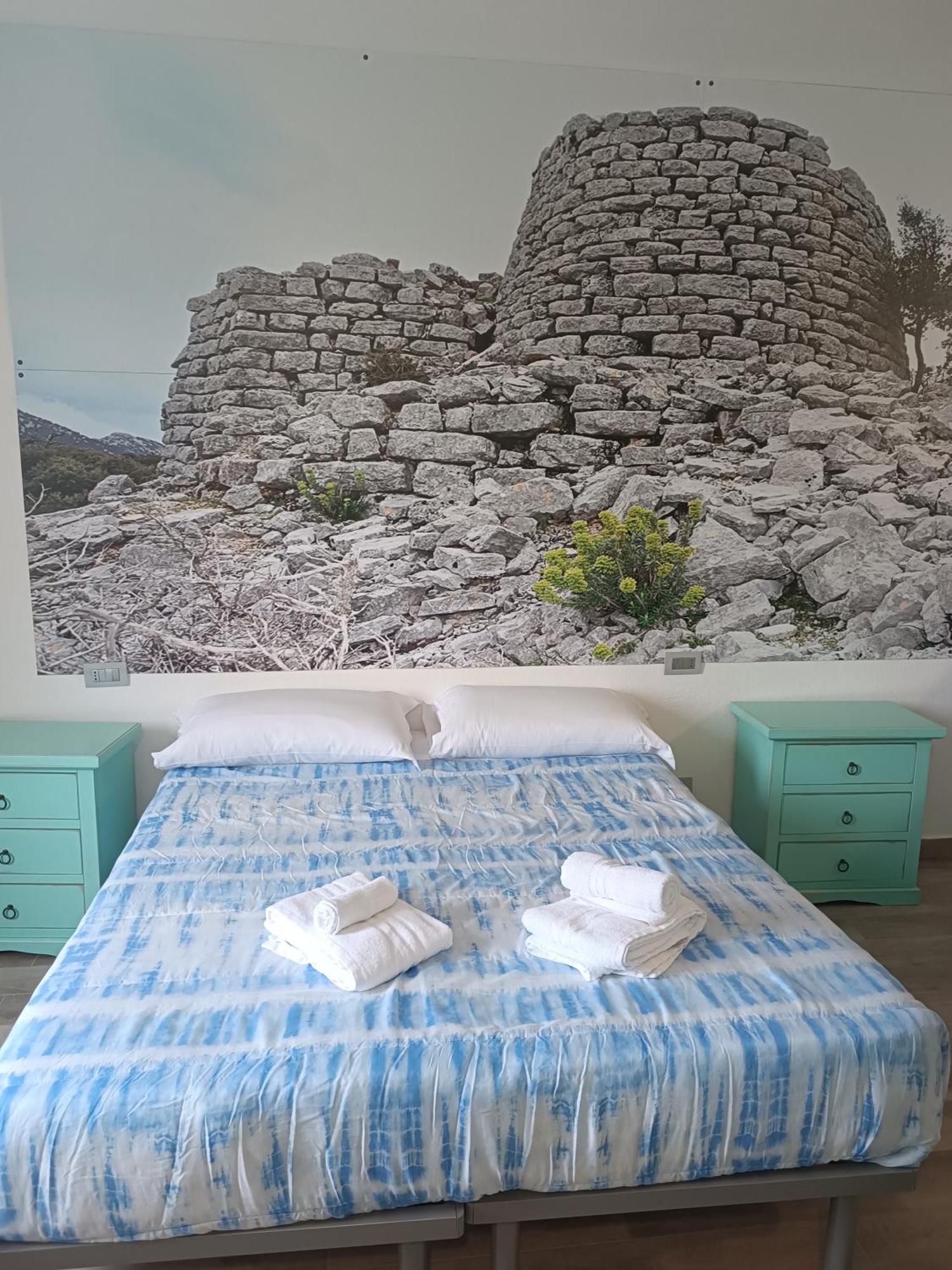 Bed And Breakfast Murales Orgosolo Eksteriør billede